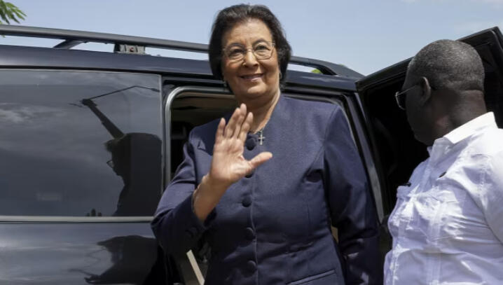Jennifer Simons is Suriname's first female president (pictured at Suriname's parliament).